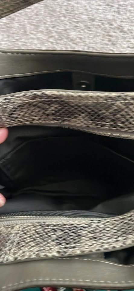 Coach Madison Maggie Hobo Bag - Grey Python Embossed Leather - photo 4