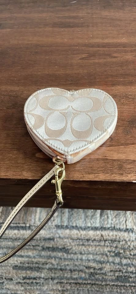Coach Heart-Shaped Coin Purse - photo 2