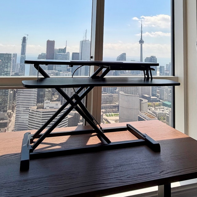 31.5” Height Adjustable Standing Desk Riser Converter - photo 3