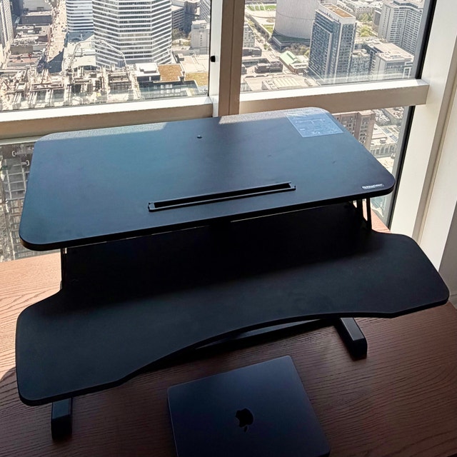 31.5” Height Adjustable Standing Desk Riser Converter - photo 4