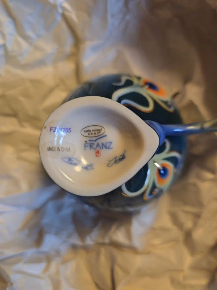 Franz Porcelain "Magnificent Peacock" Collection - photo 5