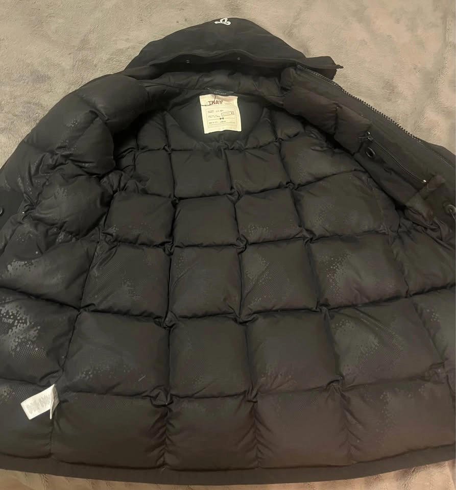 TNA Aritzia Hillary Parka Black Coat - Size Large - photo 2