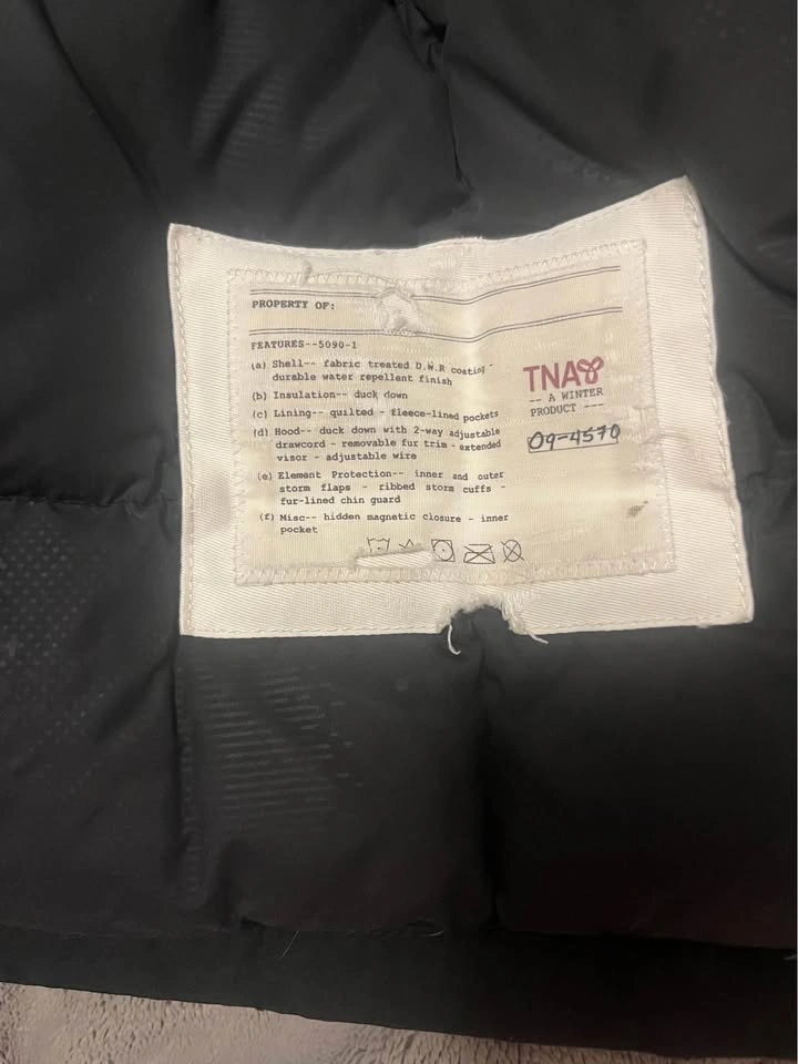TNA Aritzia Hillary Parka Black Coat - Size Large - photo 3