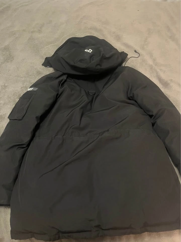 TNA Aritzia Hillary Parka Black Coat - Size Large - photo 5