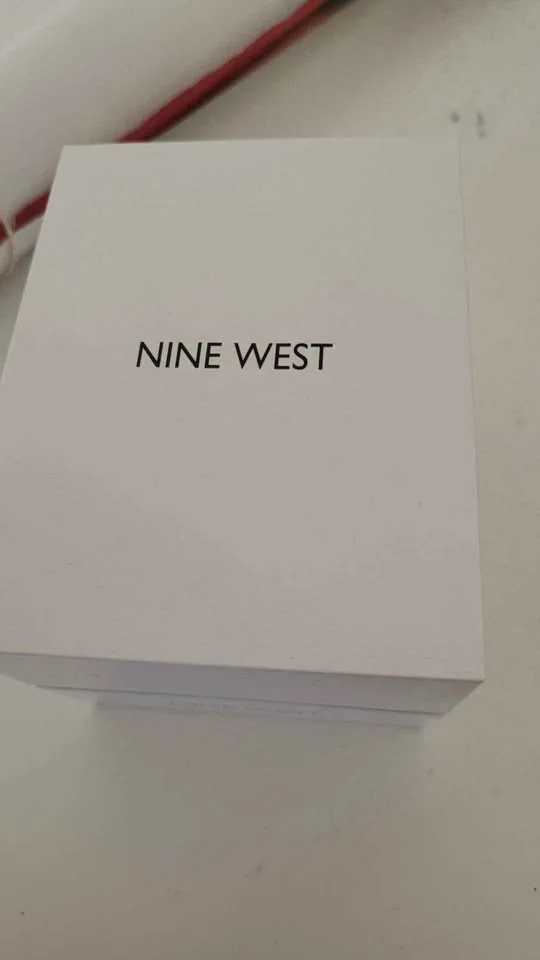 BNIB nine West watch image indicator(2)