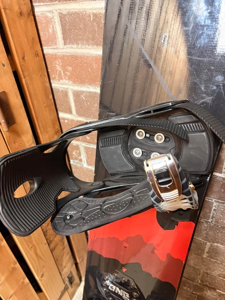 Nitro Naturals Snowboard 161 + Bindings - photo 4