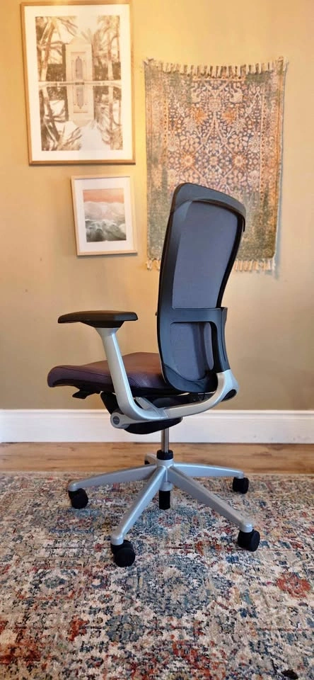 2▪︎Haworth Zody Office Chair