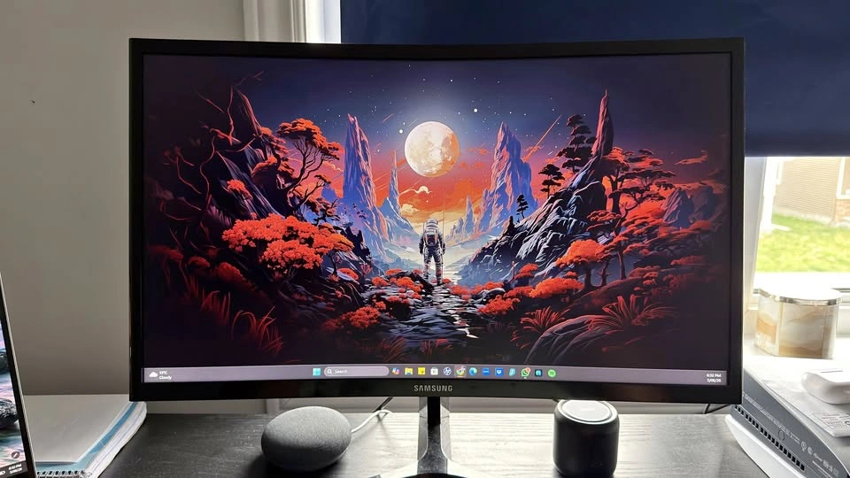Samsung Curved Gaming Monitor 24" RG5 Odyssey