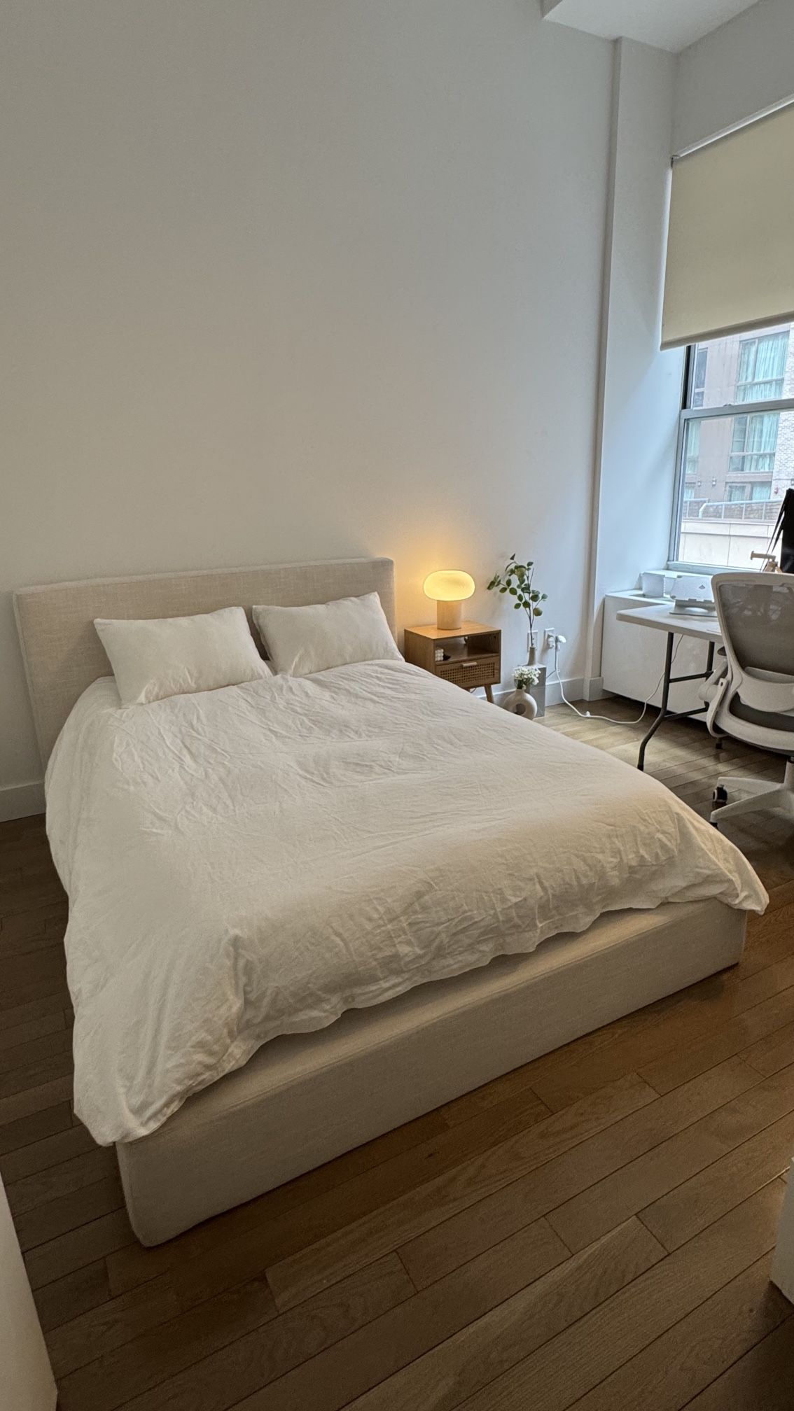 Full Size Bed Set: SoftFrame Designs Frame + Casper Mattress