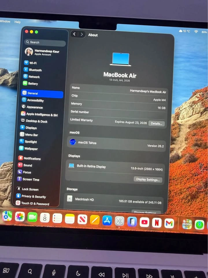 MacBook Air 13” M4 (2025) – Like New - photo 3