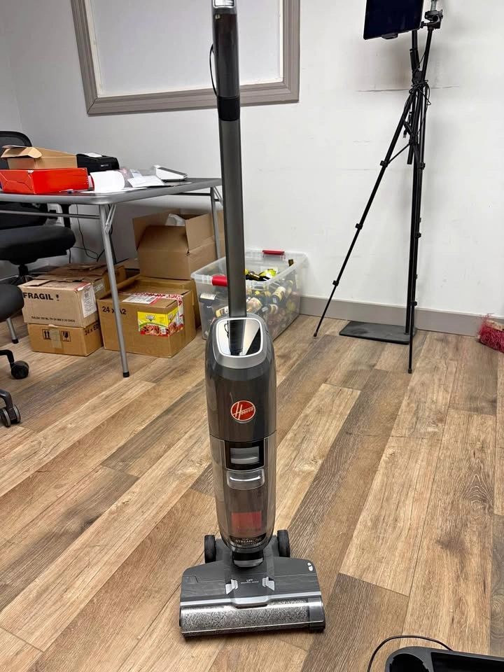 HOOVER WASH & VACUUM