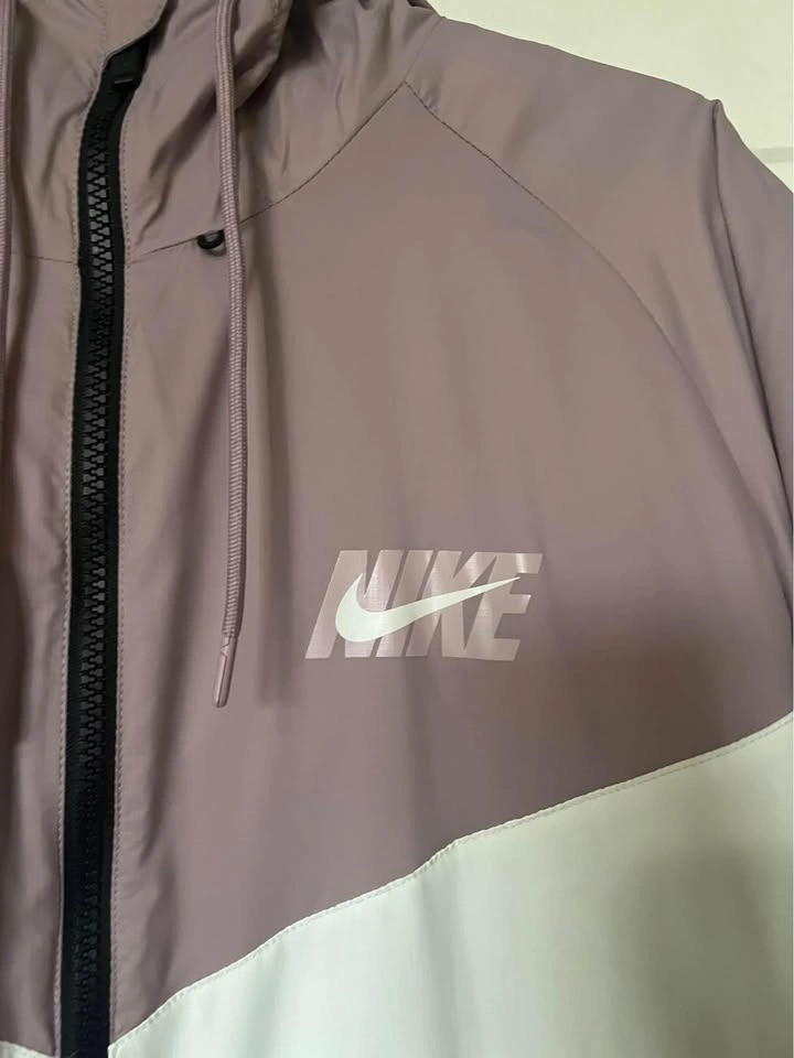 NIKE WINDBREAKER PERFECT CONDITION (L) - photo 3