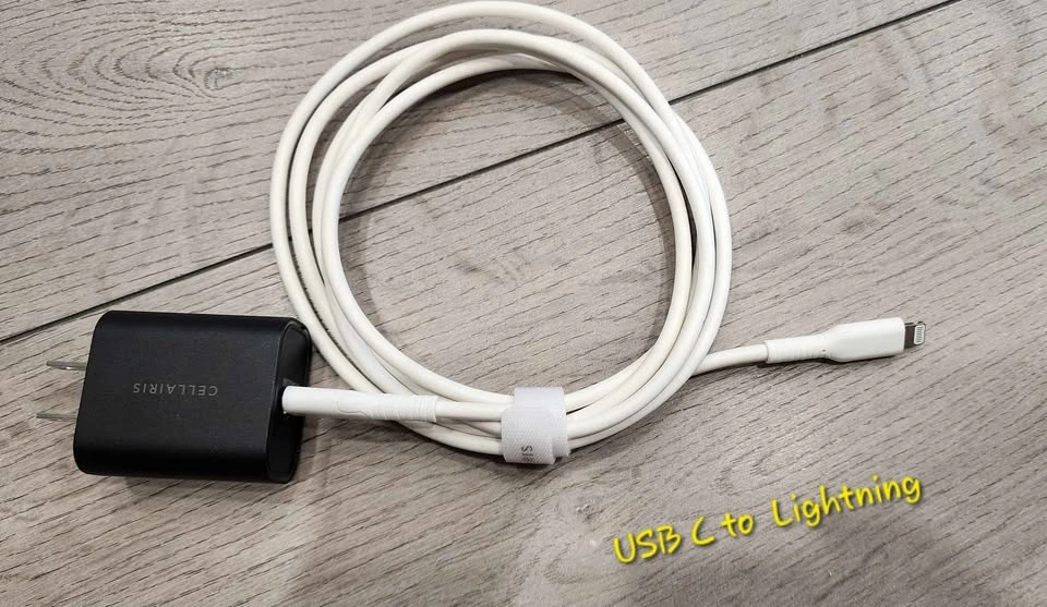 iPhone Charger & Lightning Cable Sets - photo 2