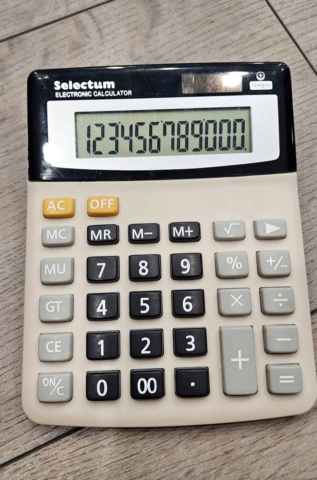 Selectum Electronic Calculator – 12 Digits
