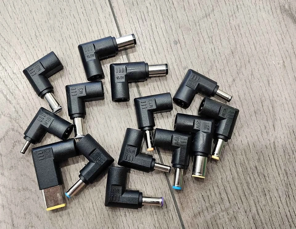 Universal Laptop Charger Adapter Tips Set