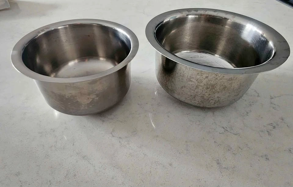 2 Stainless Steel Tapeli / Bowls
