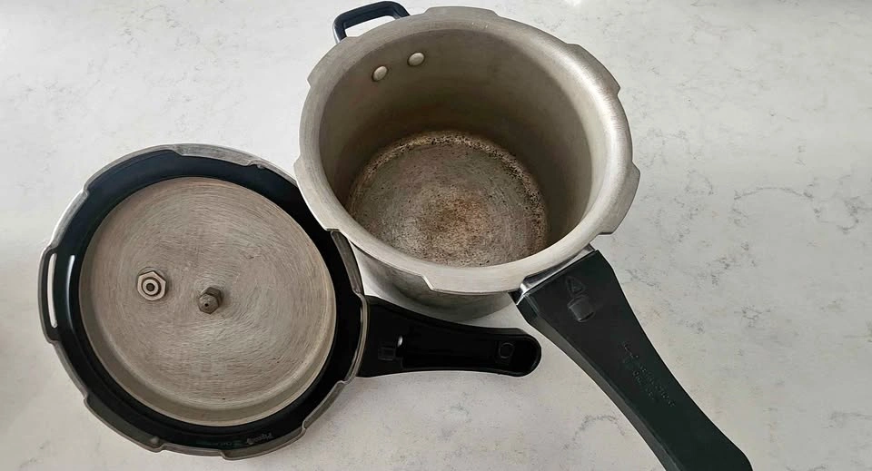Pigeon Pressure Cooker
