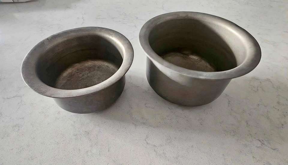Stainless Steel Bowls / Tapeli – Set of 2