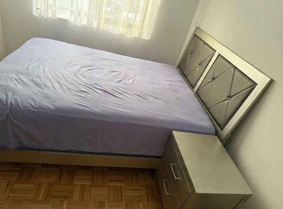 Modern Bedroom Set – Queen Bed, Dresser, Mirror & 1 Nightstand - photo 3