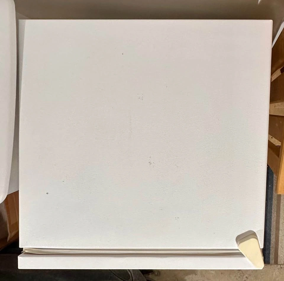 Kenmore Upright Freezer - photo 4