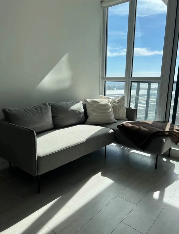 Structube dark grey sectional (DELIVERY AVAILABLE) image indicator(3)