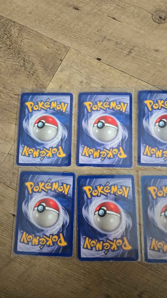 Pokémon Bulbasaur Charmander Cards - photo 2