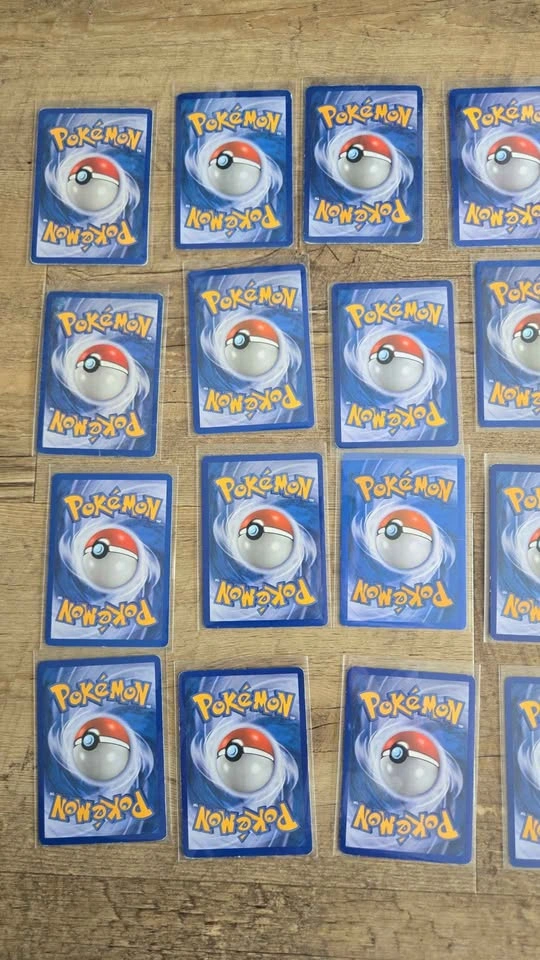 Pokemon Card Lot Pikachu Eevee - photo 4