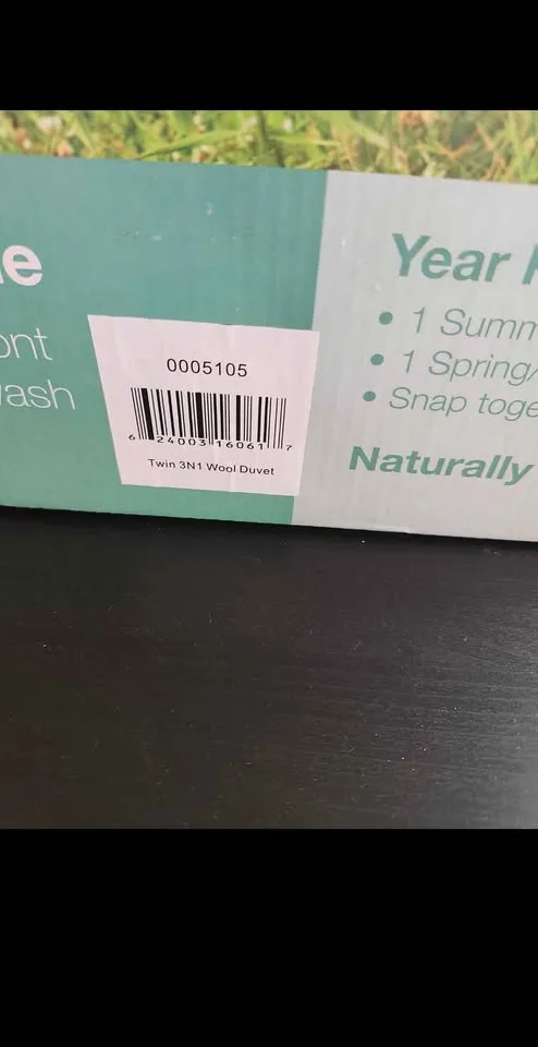 Brand new bedding (Wool) Twin size 3 in 1 douvet 2pieces image indicator(3)