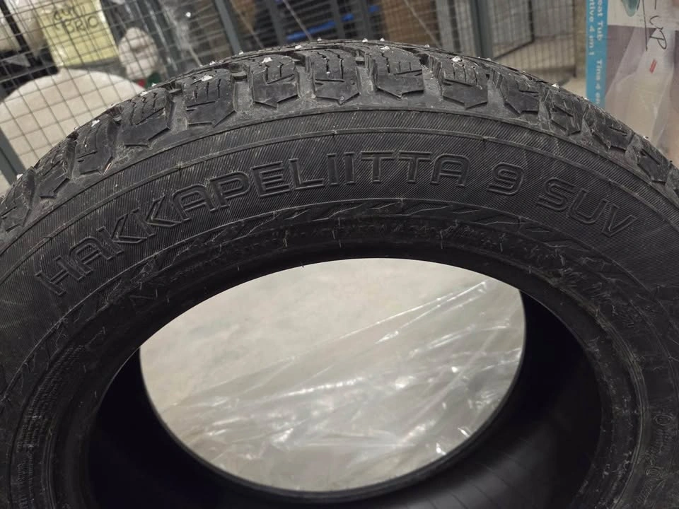 Studded Winter tires Nokian - photo 2