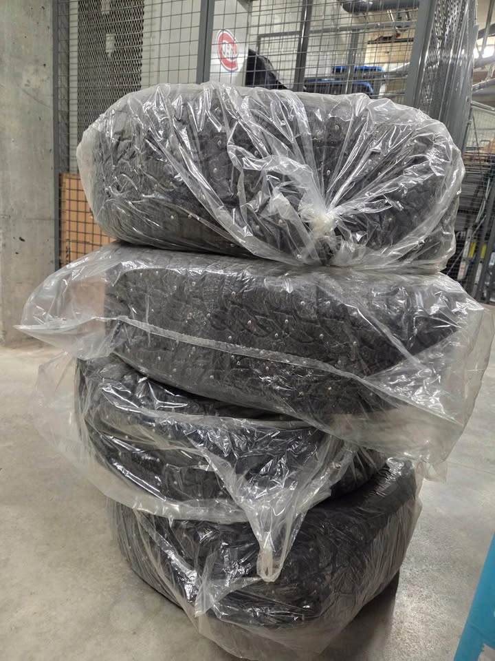 Studded Winter tires Nokian - photo 5