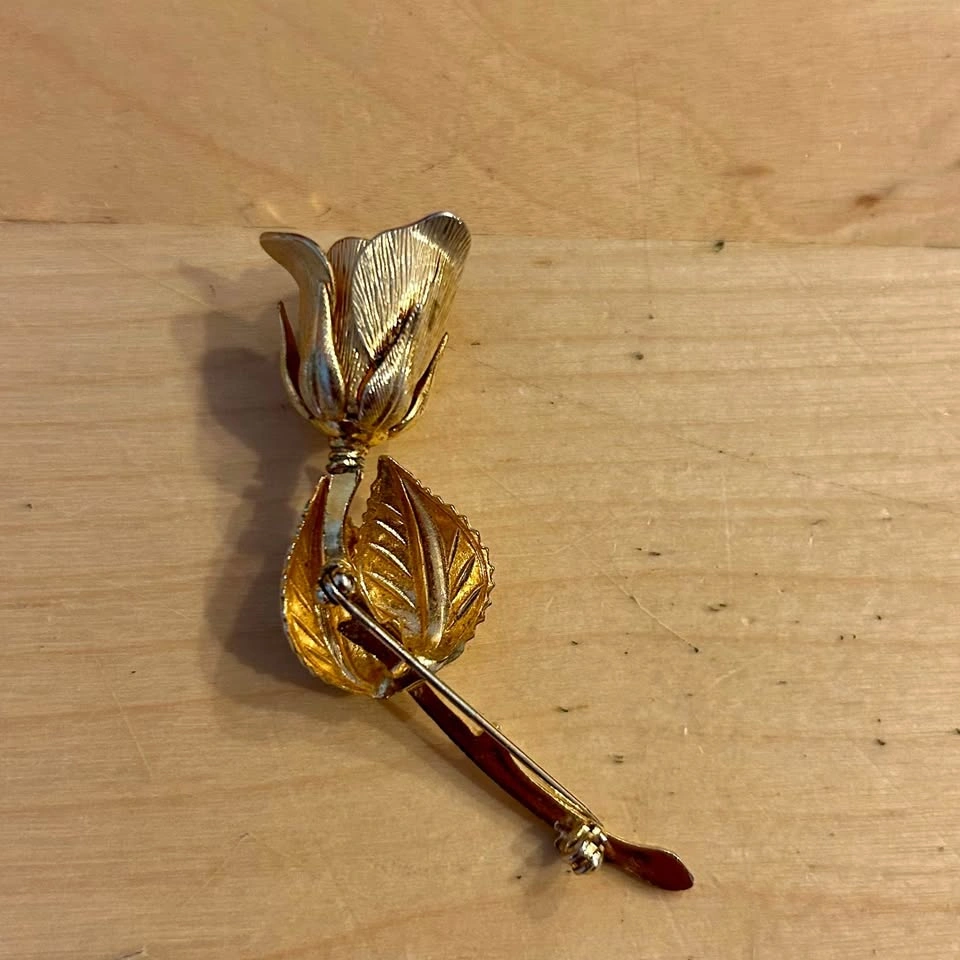 Vintage Giovanni Gold Tone Rose Brooch/Pin - photo 2