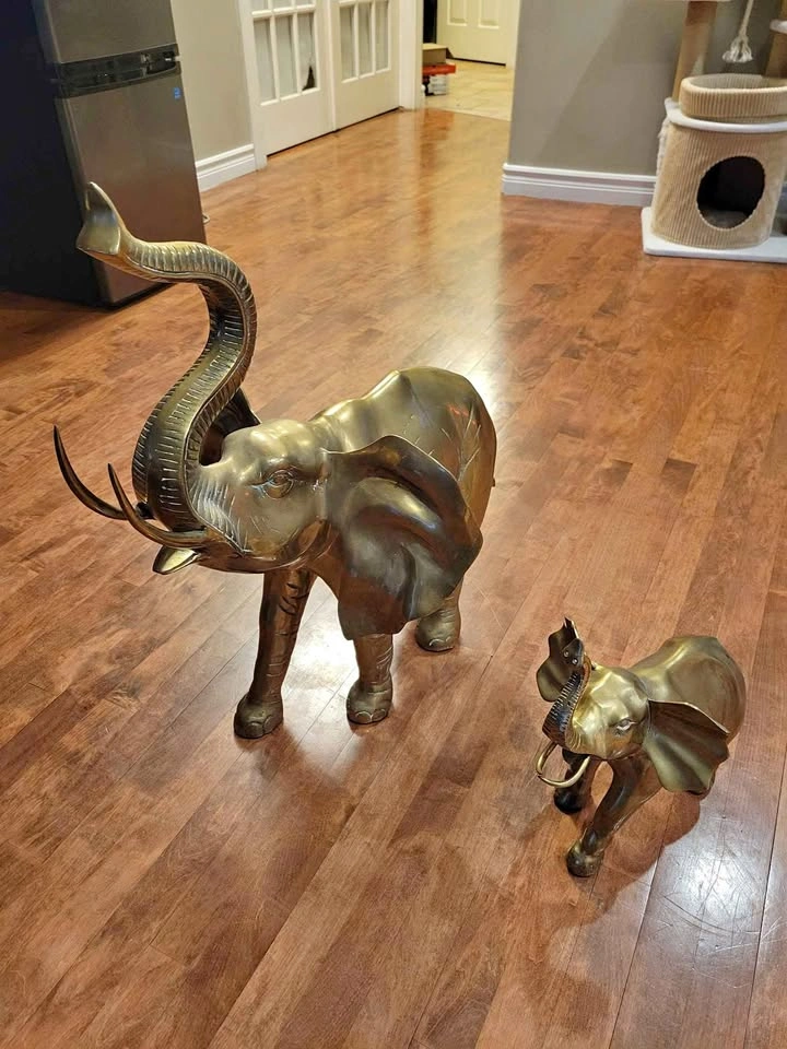 Solid Brass Elephant Mother and Child Matching Pair Statues