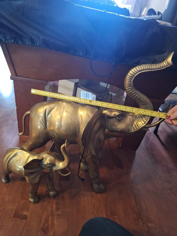 Solid Brass Elephant Mother and Child Matching Pair Statues - photo 2