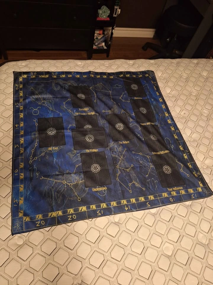 Tarot Spread Cloth Table Covering - photo 2