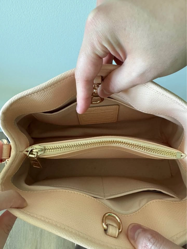 Coach Pink Leather Satchel Crossbody Bag - photo 4