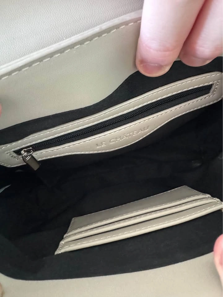 Le Chateau Light Grey Crossbody Bag - photo 4