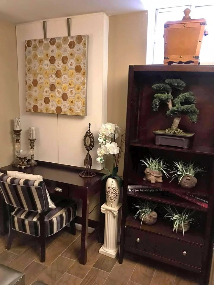 Desk, shelf and chair