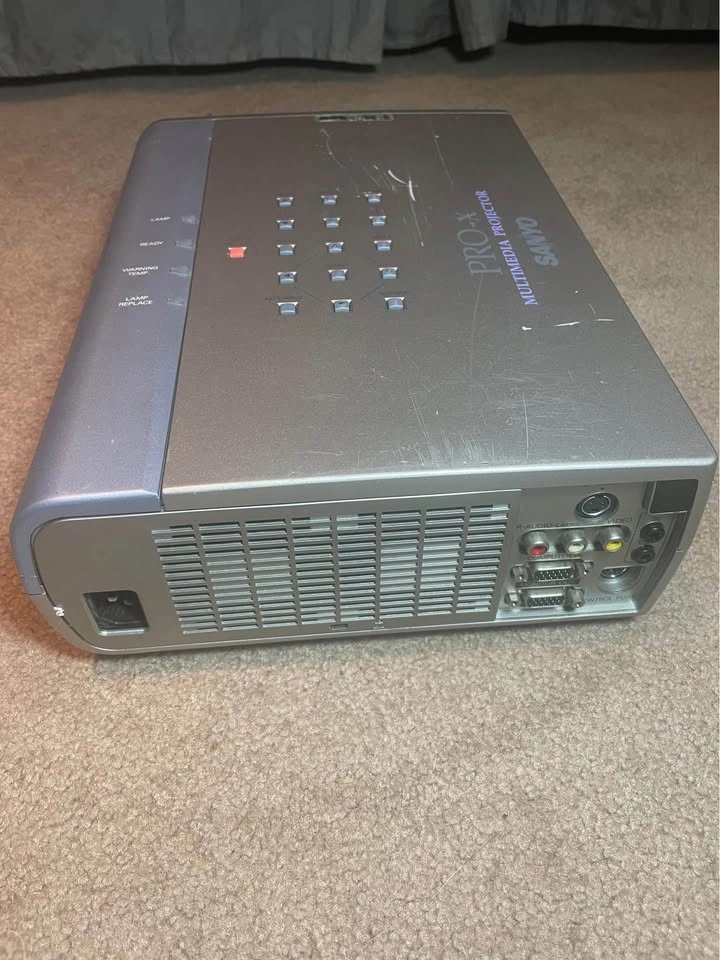 Sanyo Pro X Multimedia Portable Projector PLC-SU20N TESTED Worki - photo 5