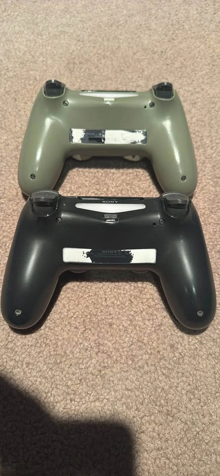 6 PS4 Games & DualShock 4 Controllers - photo 4