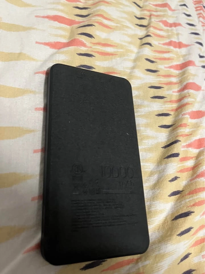 Mophie 10,000mAh Power Bank – Portable Charger – Black - photo 2