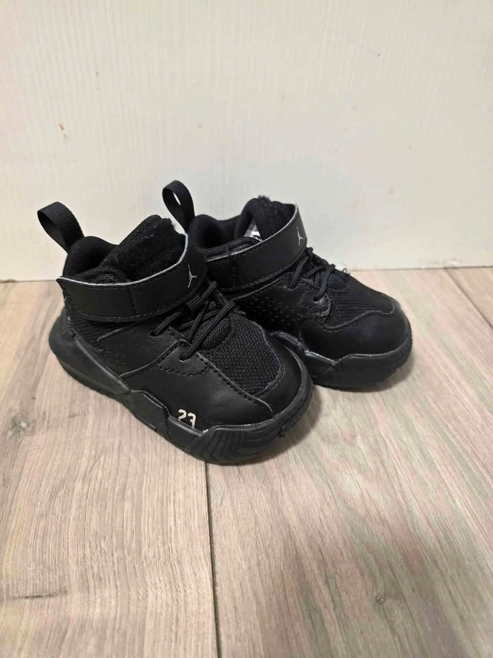 Baby Jordan sneakers (Size 4C)