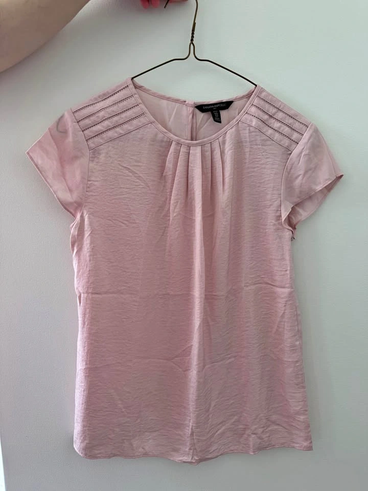 Banana Republic XS Petite Pink Short Sleeve Blouse