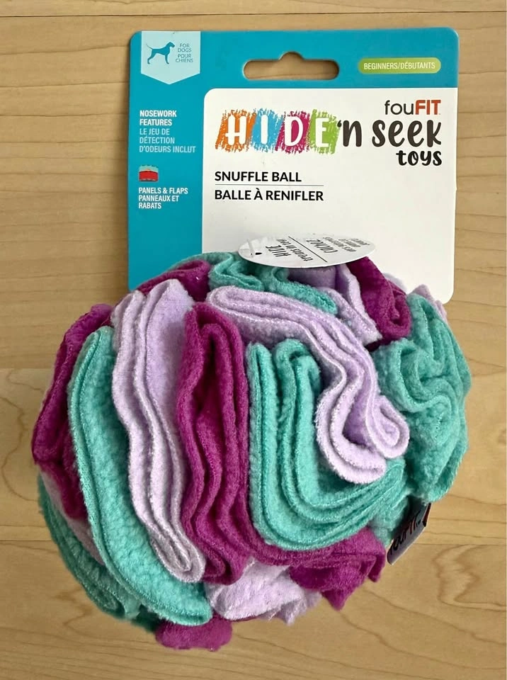 Brand New FouFou Dog Hide n Seek Snuffle Balls Toy