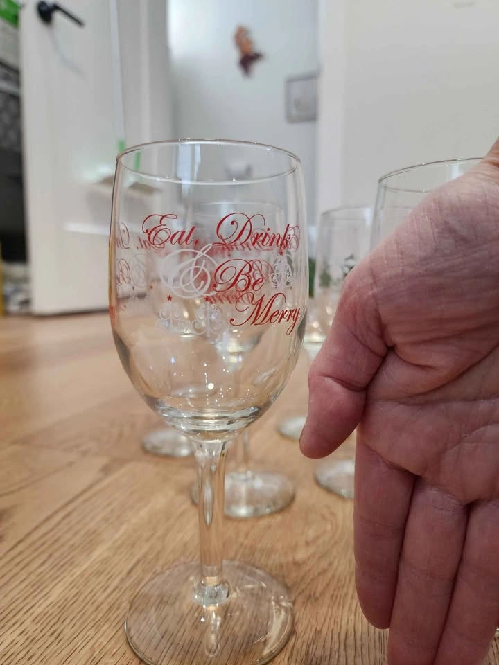 14 Christmas Wine Glasses - 8oz - photo 5