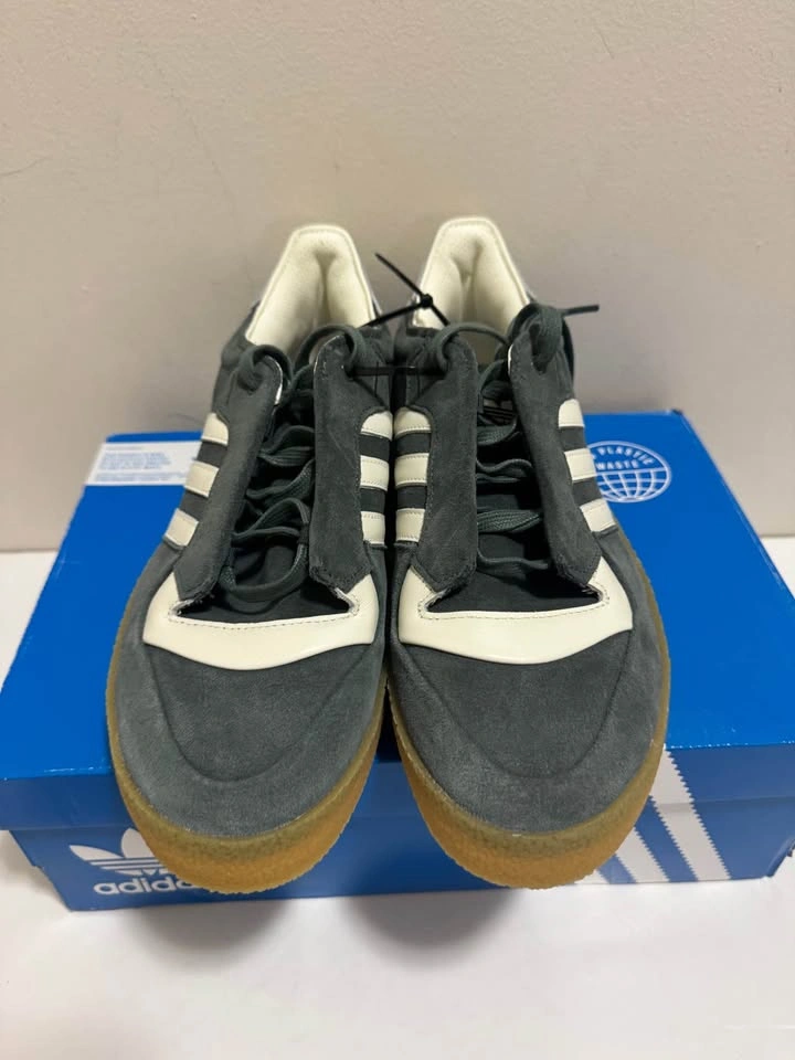 Men Adidas Suede Shoes. Size 10.5 US. Never Worn. - photo 4