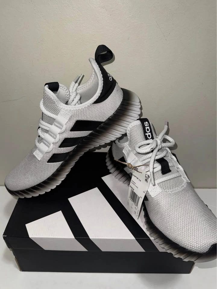 Adidas Men Running Shoes Size 9.5 & 10 US - photo 2