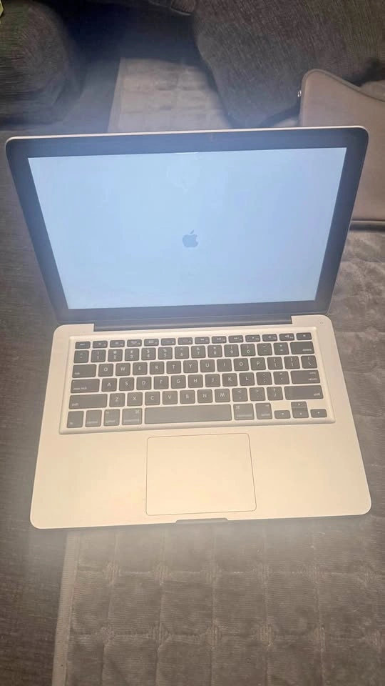 MacBook Pro 13” 2012 (A1278) + Case + Original Charger