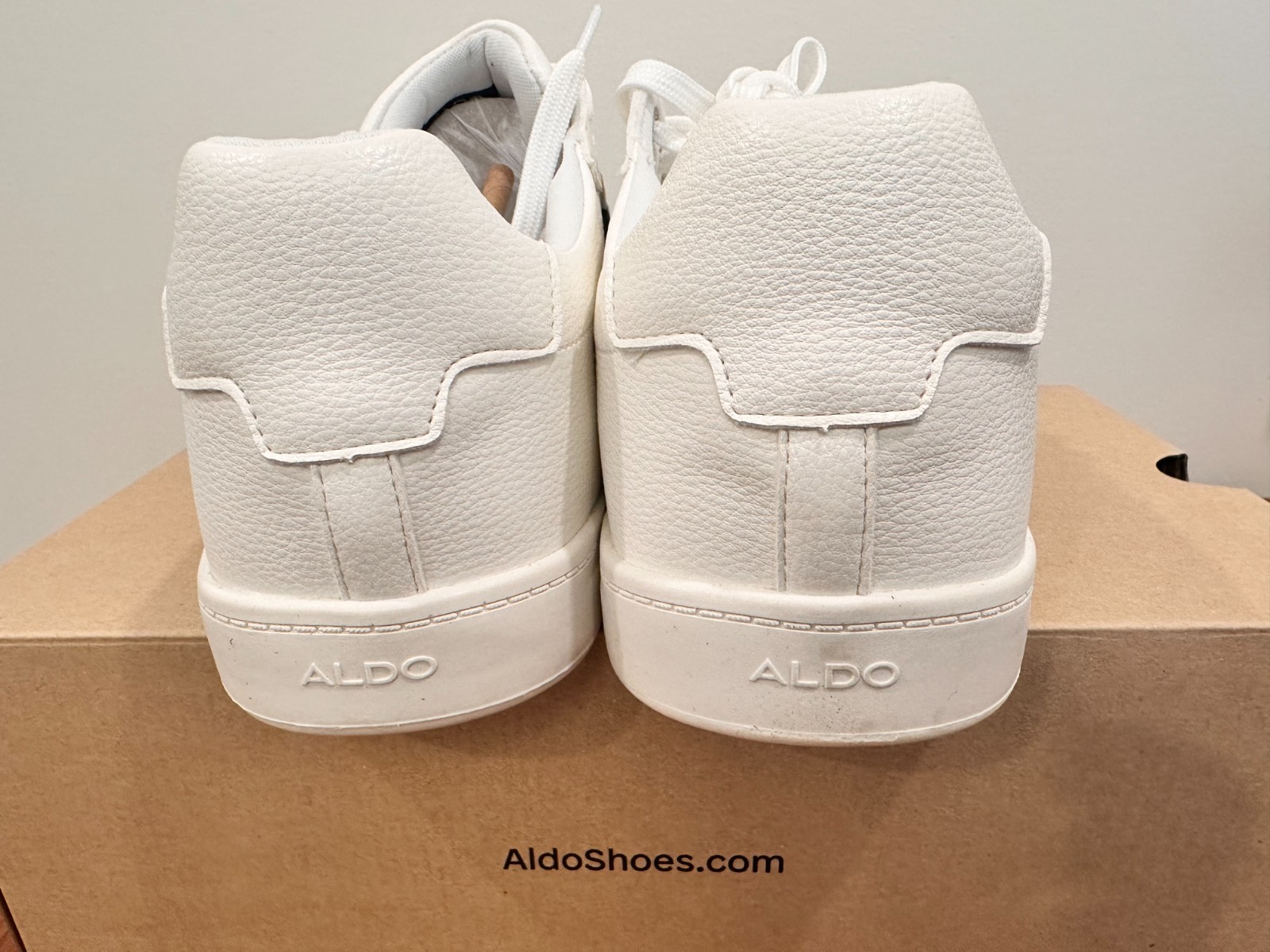 NEW ALDO Ozzy‑120 Men’s Sneakers Size 12 White Leather Navy Stri - photo 4