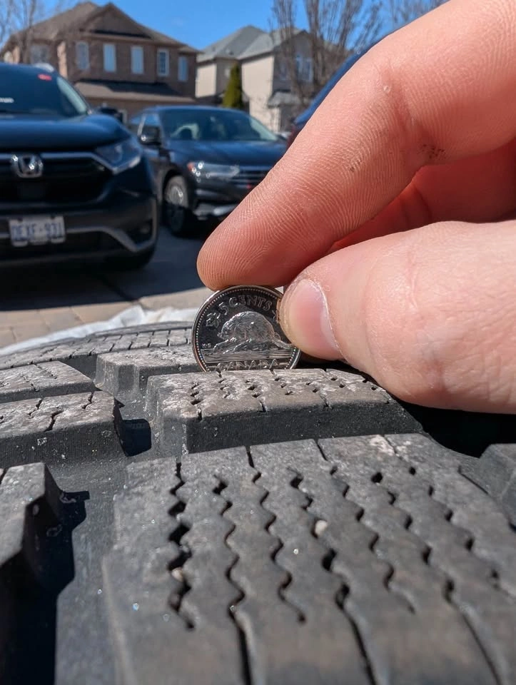 255/50R20 x 4 Winter Tires - photo 3