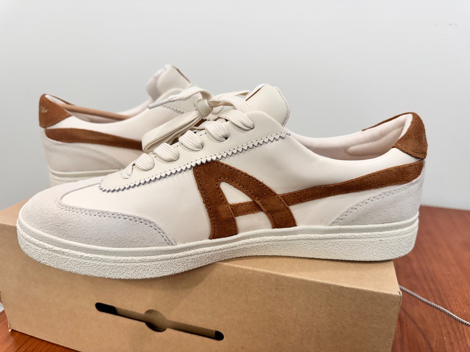 NEW ALDO Sport Club Men’s Sneakers Size 12 White Beige Leather S - photo 2